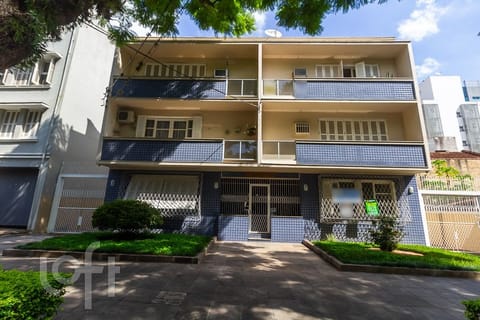Image 35 - 227900